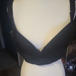 Sleek Black Women's Bra